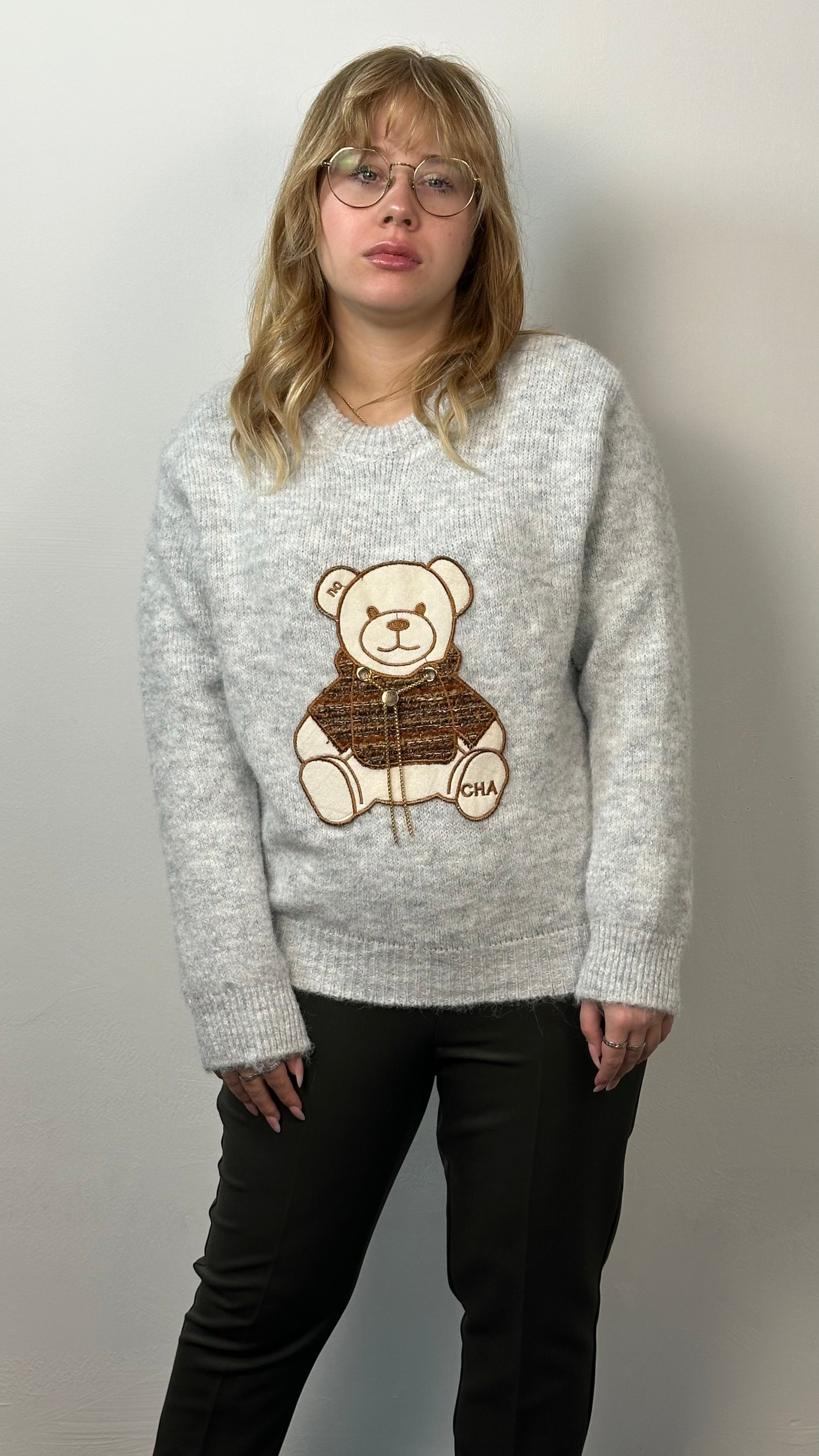 Maglione Orso con dettaglio catena