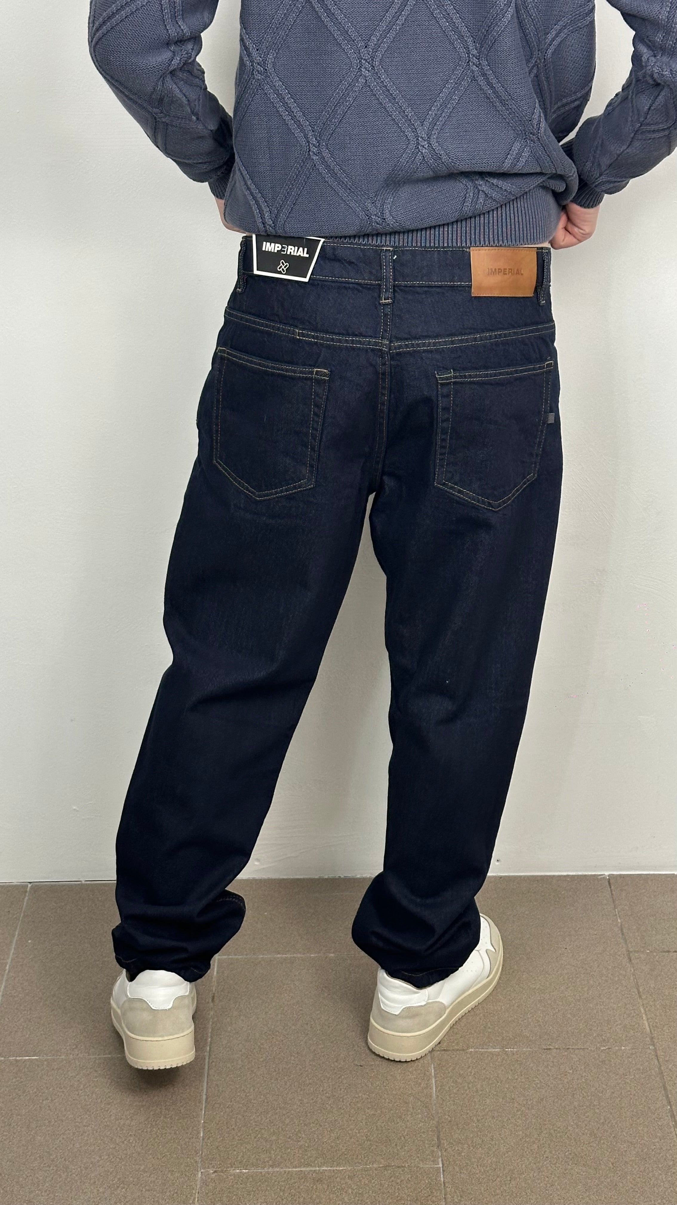 Jeans "IMPERIAL" taglio dritto vita media