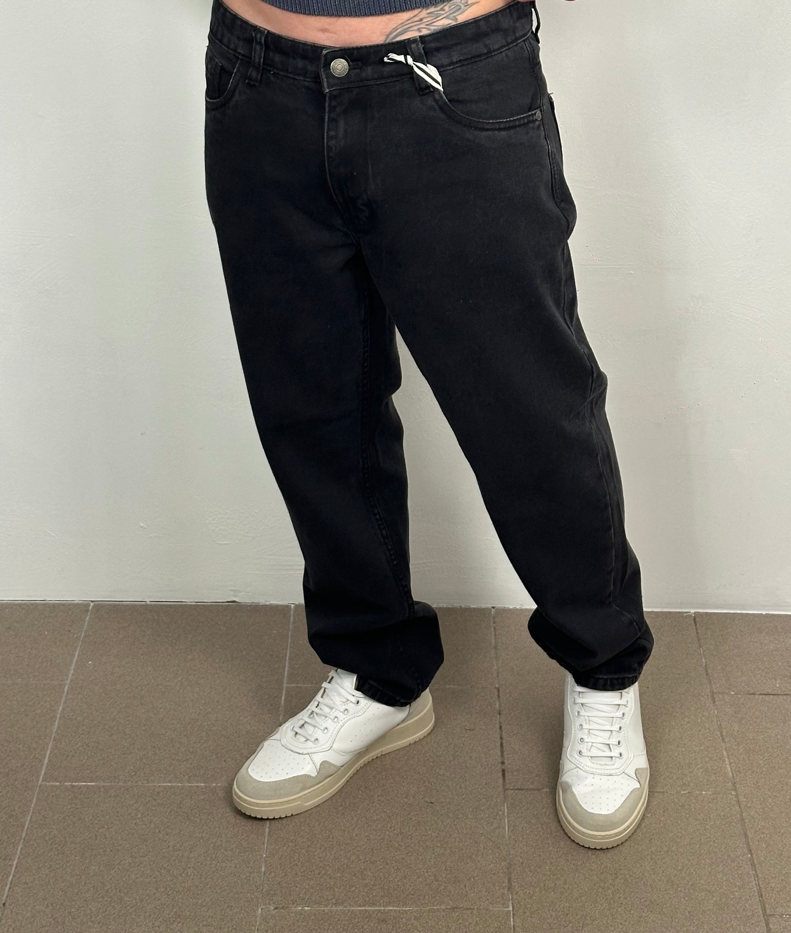 Jeans "IMPERIAL" taglio dritto vita media