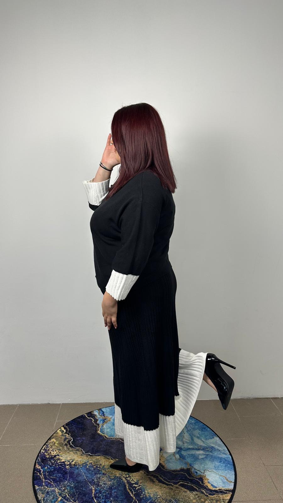 Completo in maglia con gonna