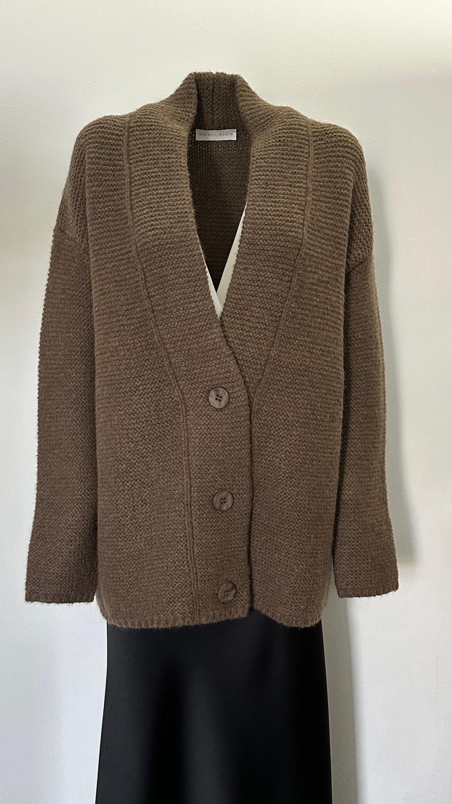 Cardigan over con bottoni
