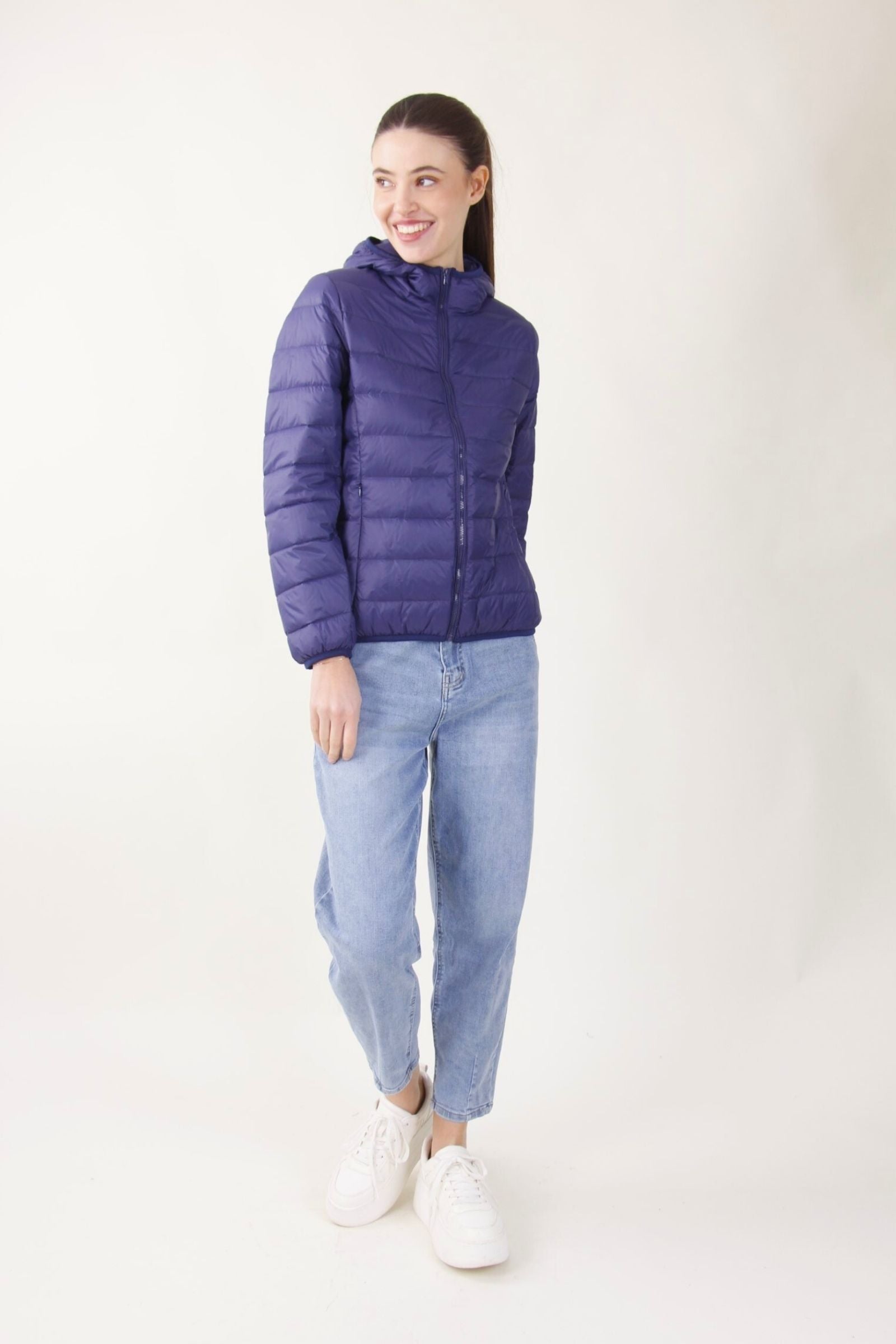 Piumino 100 grammi con cappuccio